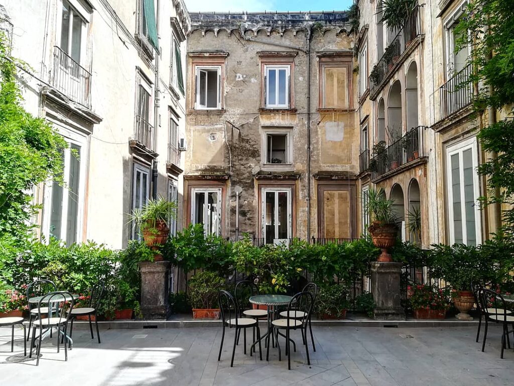 Palazzo Venezia: A Former Venetian Embassy in Naples 4 Palazzo Venezia