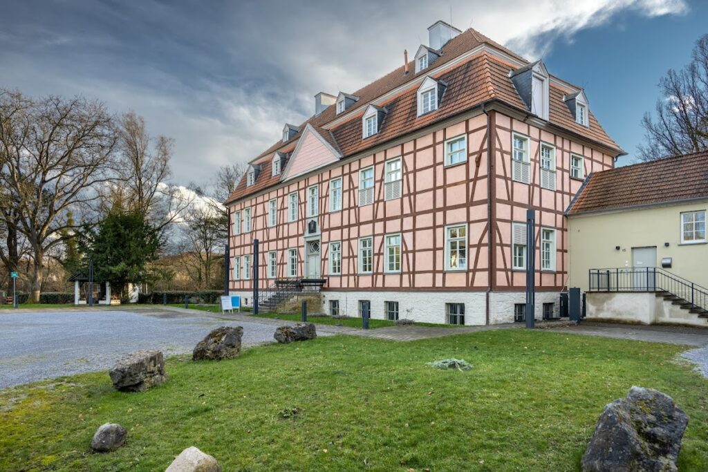 Gut Rödinghausen: Ancestral Manor of the von Dücker Family in Germany 1 Gut Rödinghausen