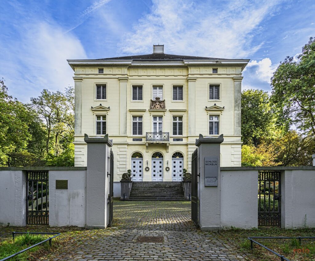 Mickeln House: A Former Noble Estate in Düsseldorf 1 Mickeln House