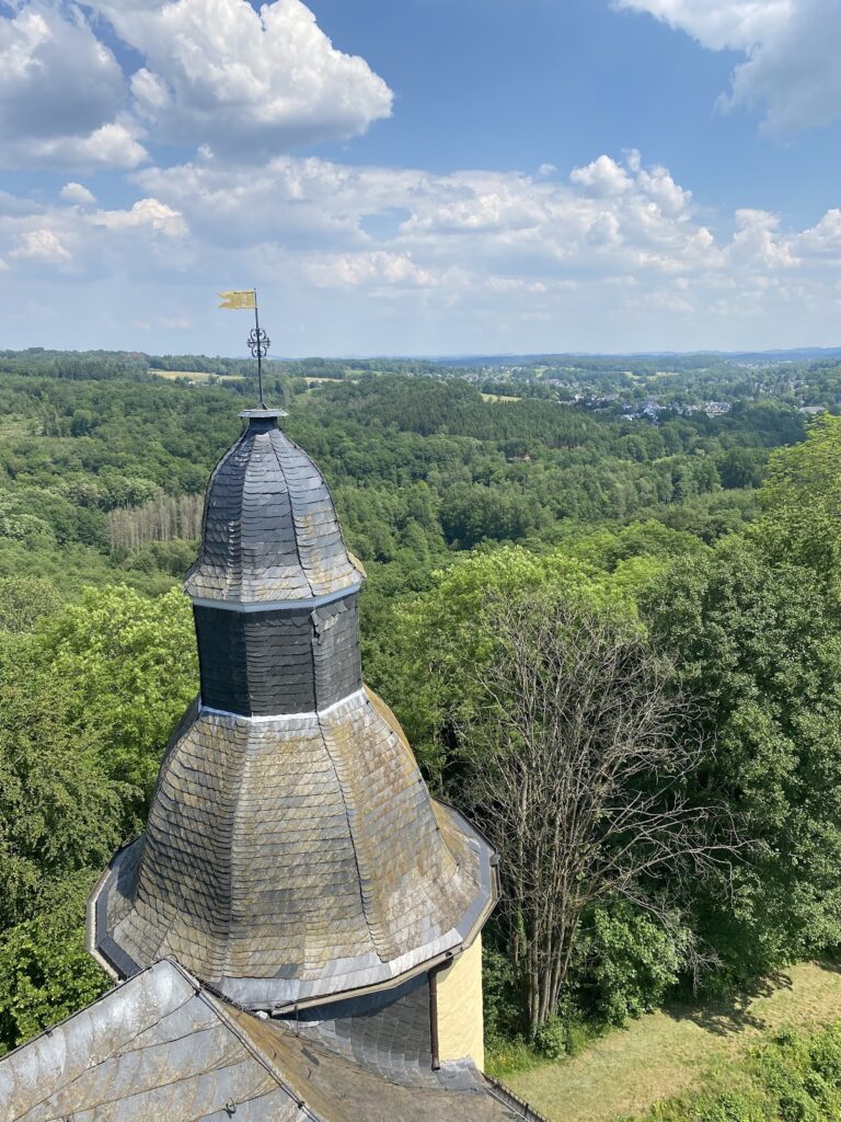 Homburg Castle: A Hill Castle and Museum in Nümbrecht 3 Homburg Castle