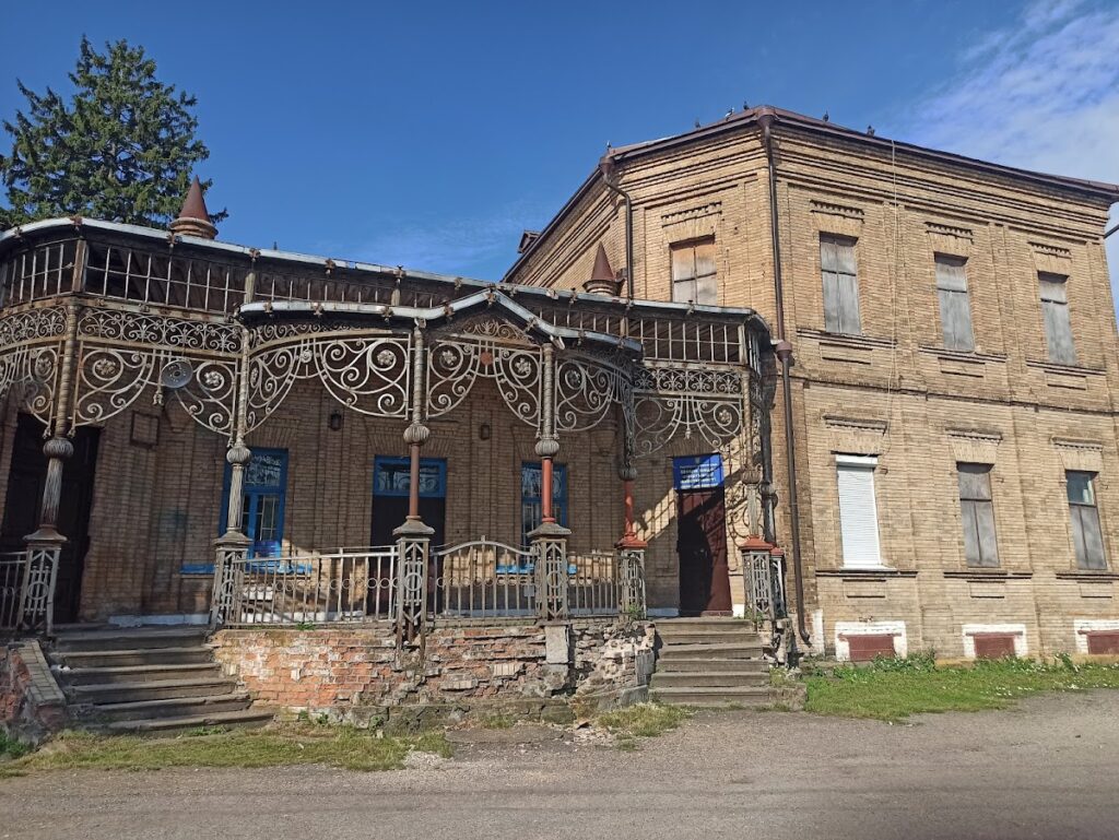 Palace Katerynych: A Historicist Estate in Ukraine 2 Palace Katerynych