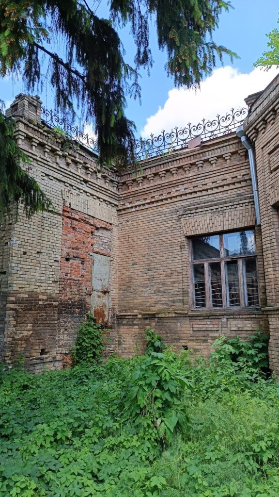 Palace Katerynych: A Historicist Estate in Ukraine 3 Palace Katerynych