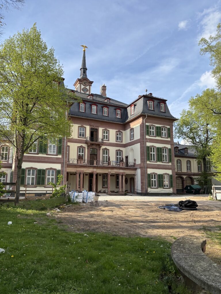 Bolongaropalast: A Baroque Palace and Civic Landmark in Frankfurt-Höchst