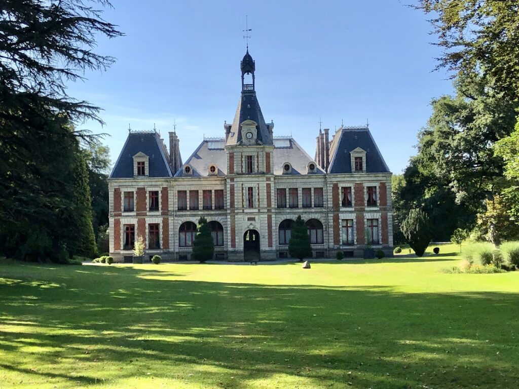 Château de Valmate: A Neo-Louis XIII Estate in France 1 Château de Valmate