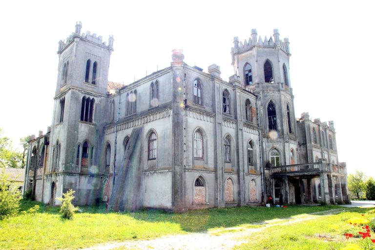 Tereshchenko Palace: A Neo-Gothic Estate in Chervone, Ukraine