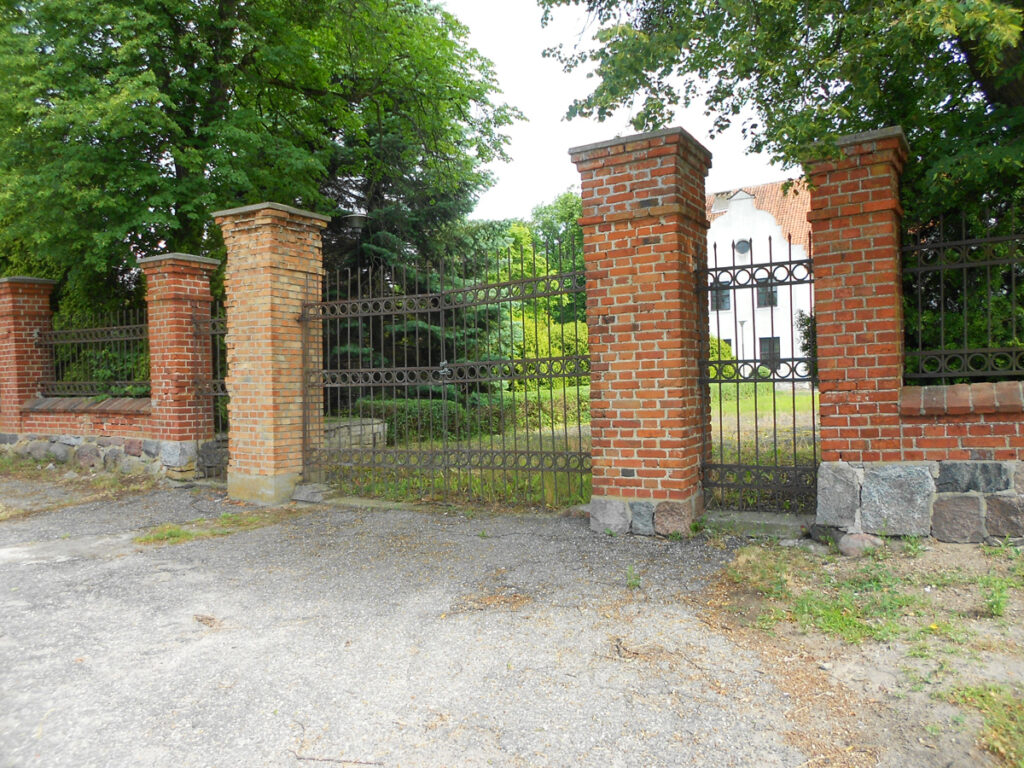 Palace in Tolko: A Baroque Von Tettau Family Residence in Poland 2 Palace in Tolko