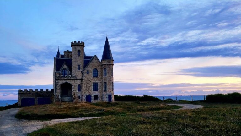 Château de Turpault: Early 20th-Century Seaside Manor in Quiberon