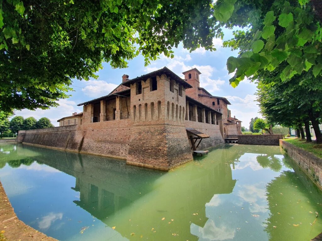 Castello Visconteo: A Moated Late-Medieval Castle in Italy 2 Castello Visconteo