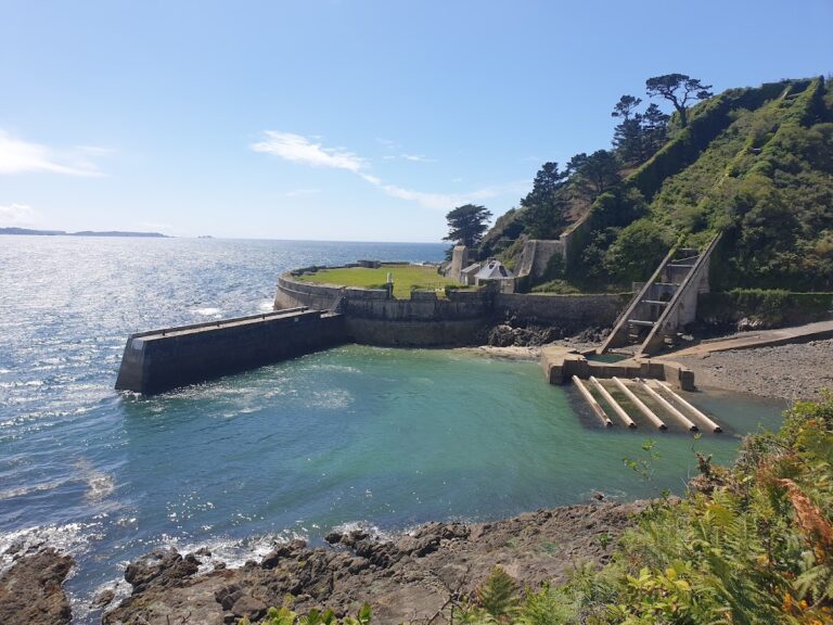 Fort du Mengant: A Coastal Defence Fort Protecting Brest