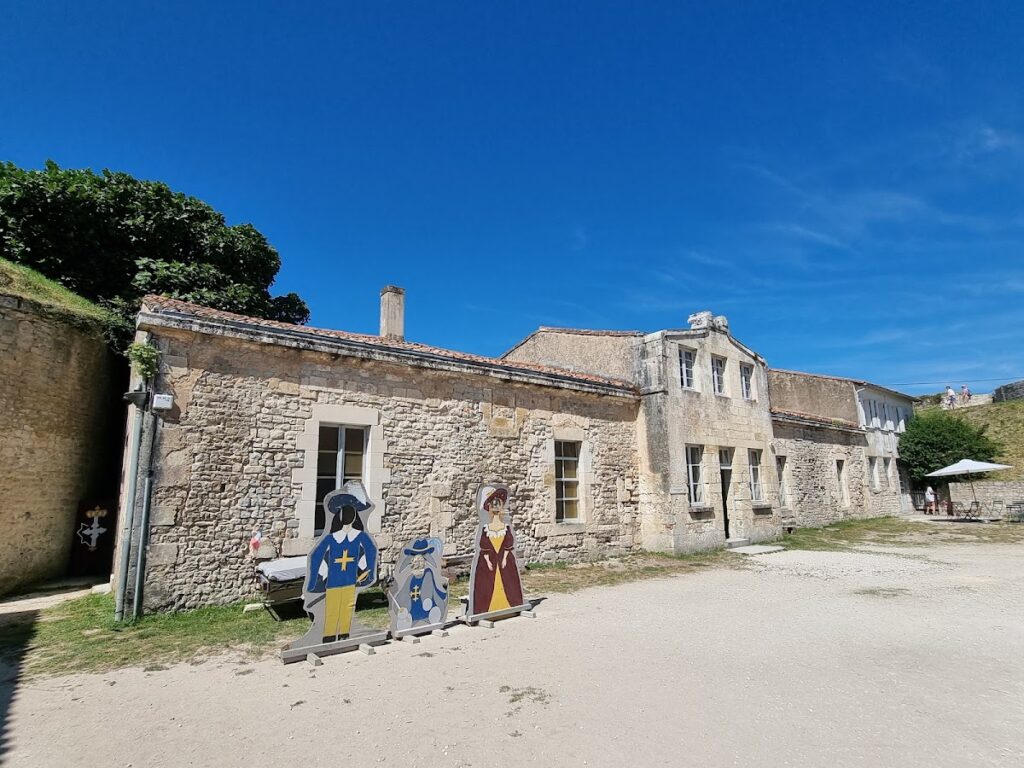 Fort de La Prée: A Coastal Fortress on Île de Ré 5 Fort de La Prée