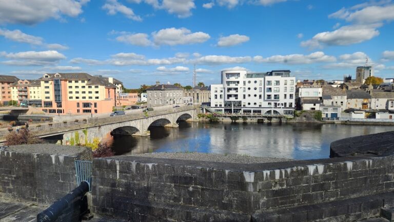 Athlone Castle: A Medieval Defensive Stronghold in Ireland