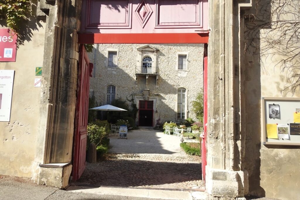Palais des évêques de Bourg-Saint-Andéol
