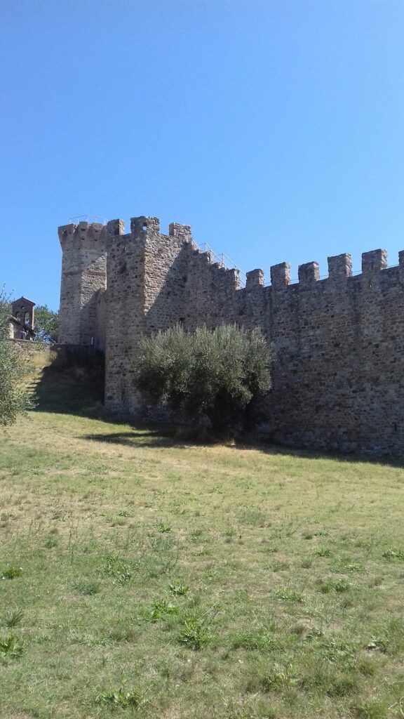Rocca di Isola Polvese