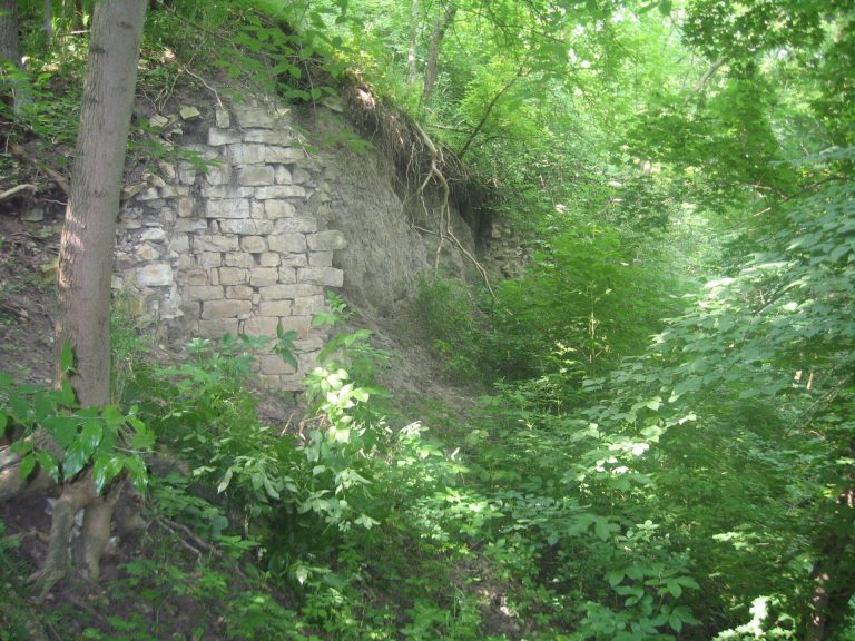 Šebín: A Medieval Noble Stronghold in Czechia