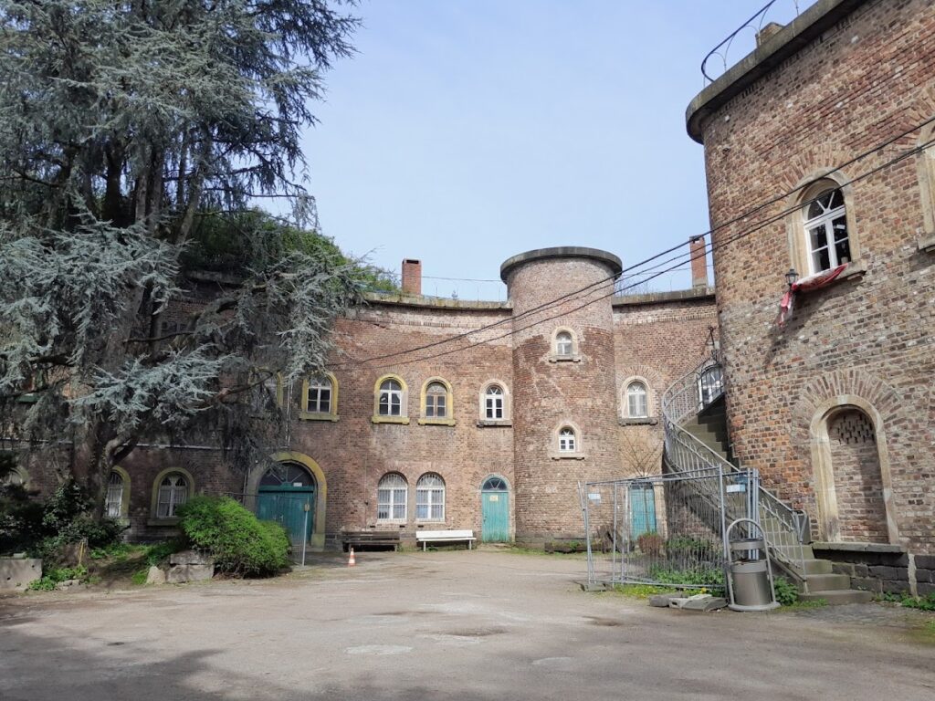 Fort X: A Prussian Fortification in Cologne 4 Fort X