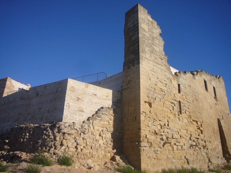 Castell de l’Albi: A Medieval Fortress Transformed into a Renaissance Palace