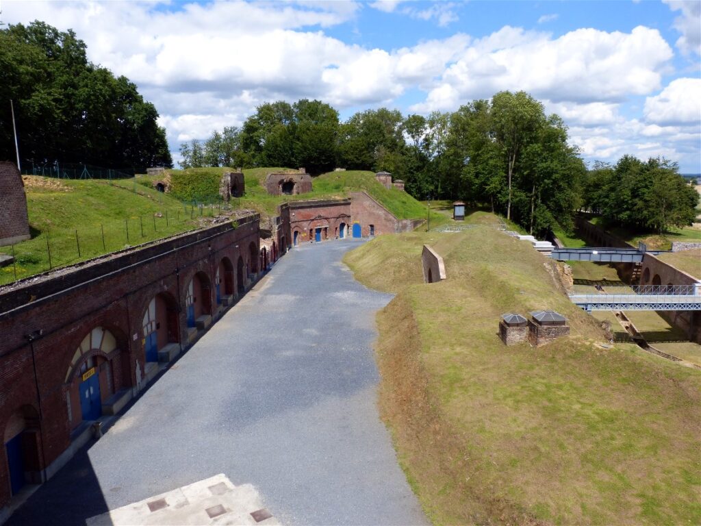 Fort de Leveau: A Séré de Rivières Fortress at Feignies 1 Fort de Leveau