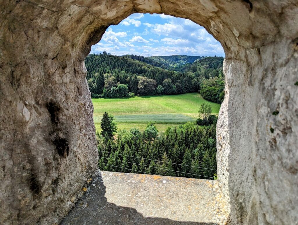 Burg Derneck: A Medieval Hilltop Castle in Germany 3 Burg Derneck