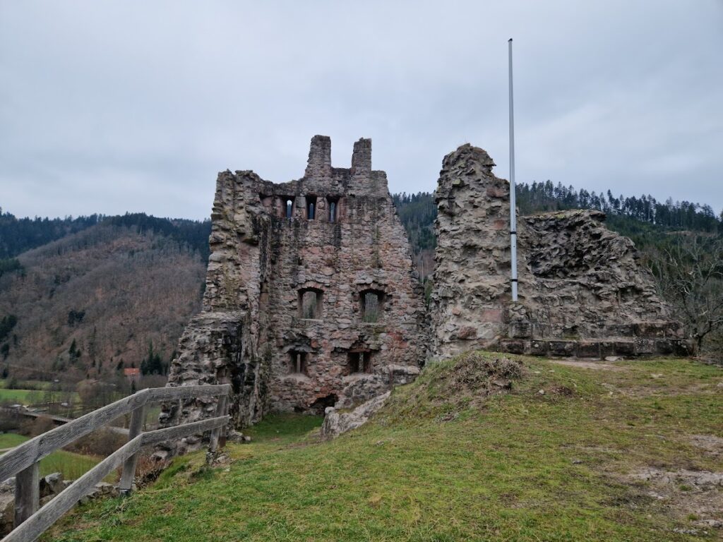 Ruine Schenkenburg: A Medieval Fortress in Germany 2 Ruine Schenkenburg