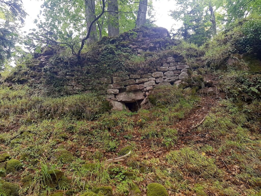 Château du Hagelschloss: A Ruined Medieval Hilltop Castle in France 2 Château du Hagelschloss