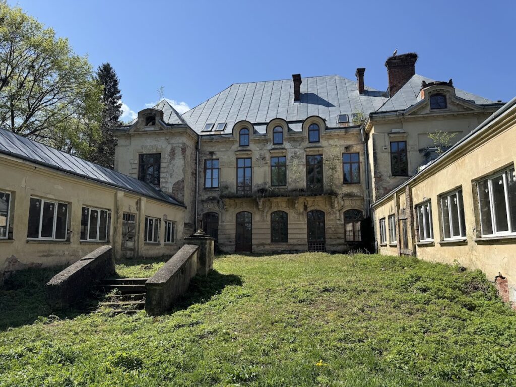 Czartoryski Palace in Zhuravno