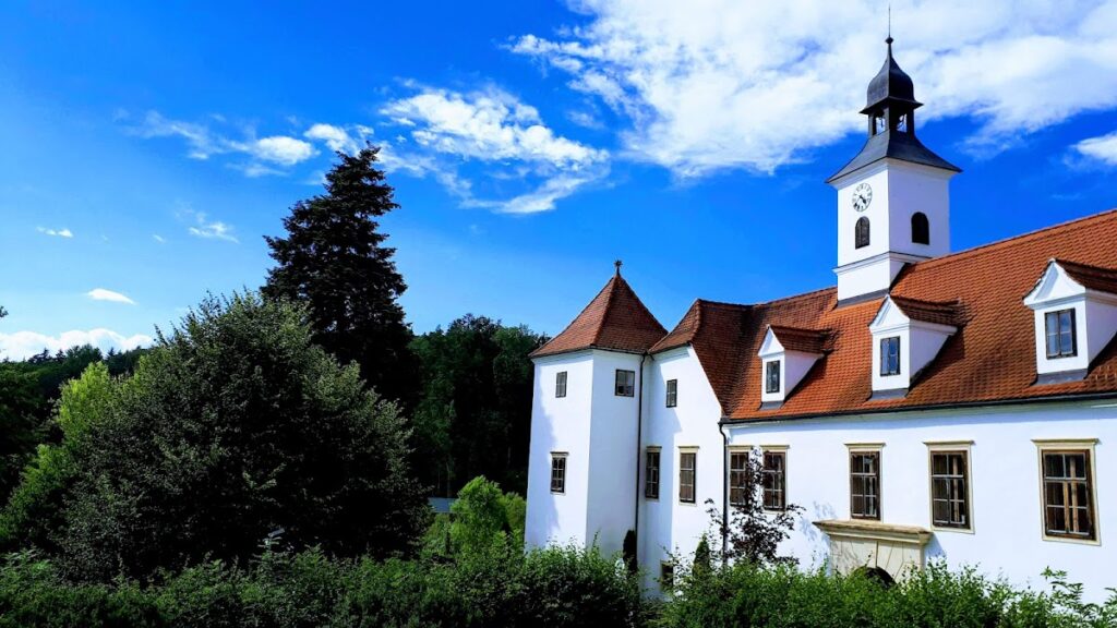 Dornhofen Castle: A Renaissance Castle in Austria 2 Dornhofen Castle
