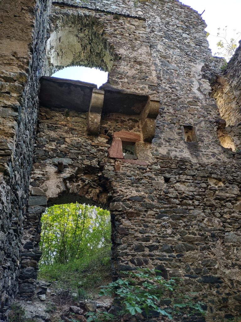 Hardegg Castle Ruins: A Romanesque Twin-Castle Complex in Austria 2 Burgruine Hardegg