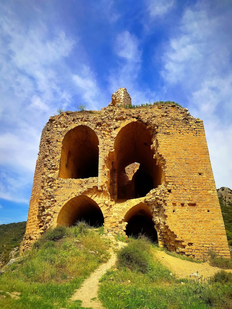 Castell d’Alòs: A Medieval Castle Above Alòs de Balaguer