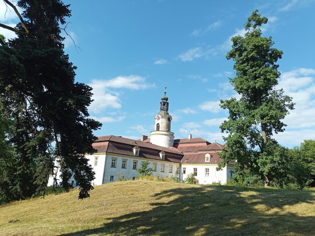 Velké Heraltice Castle: A Medieval Castle Rebuilt as a Baroque Château 2 Velké Heraltice Castle