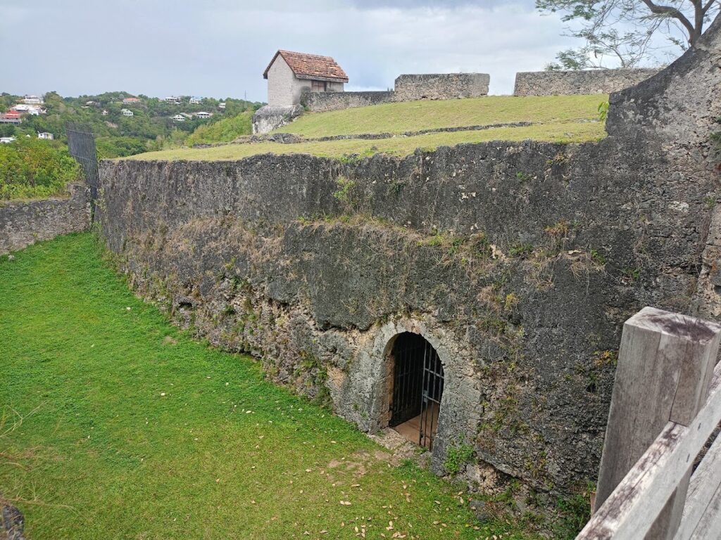 Fort Fleur d'Épée: A French Coastal Fortification in Guadeloupe 3 Fort Fleur d'Épée