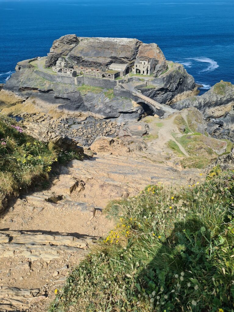 Fort de la Fraternité: A Coastal Defense Fort at Roscanvel