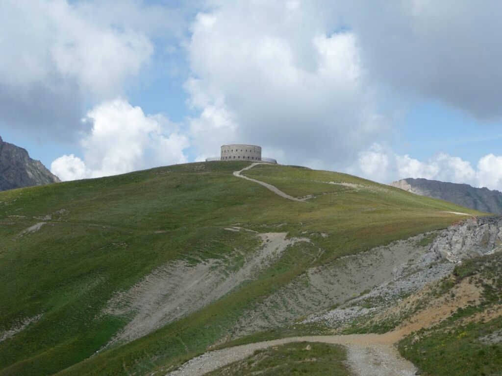Fort de Lenlon: A French Alpine Infantry Fortification 2 Fort de Lenlon