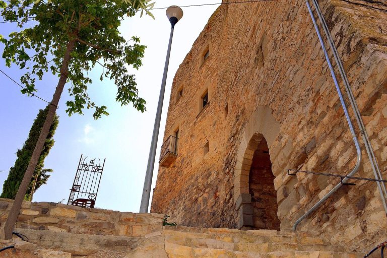 Castell de Fonolleres: A Romanesque Castle in Catalonia