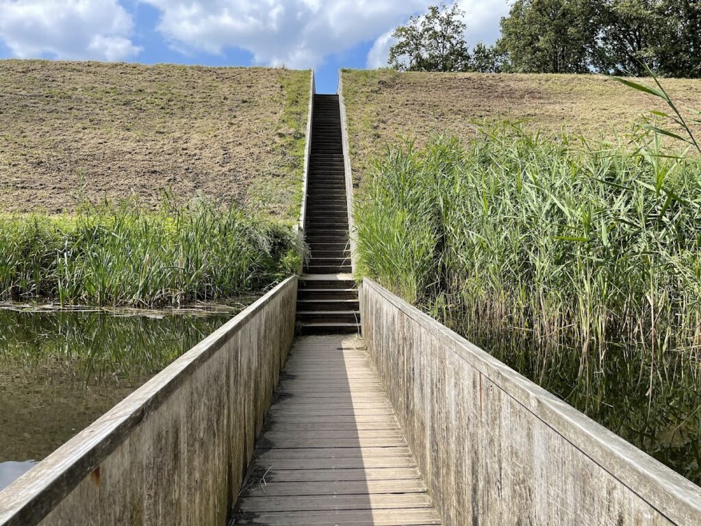 Fort de Roovere: An Earthen Water-Line Fortification in the Netherlands 3 Fort de Roovere