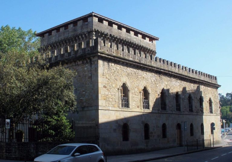 Torre de Villela: A Medieval Tower House in Mungia, Spain