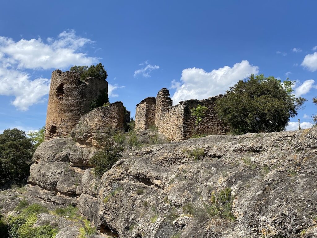 Castell de Comiols: A Medieval Castle Controlling Comiols Pass 1 Castell de Comiols