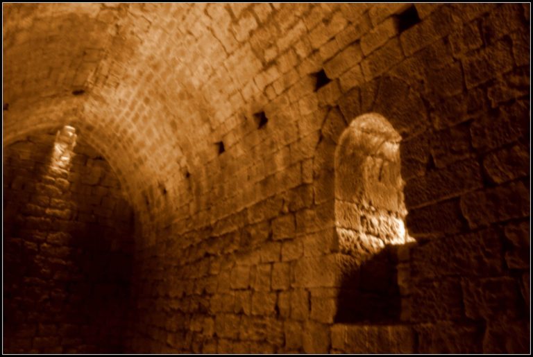 Castell de Riner: A Medieval Castle in Spain