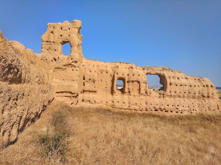 Castle of Serón de Nágima: A Medieval Clay-Earth Stronghold in Spain