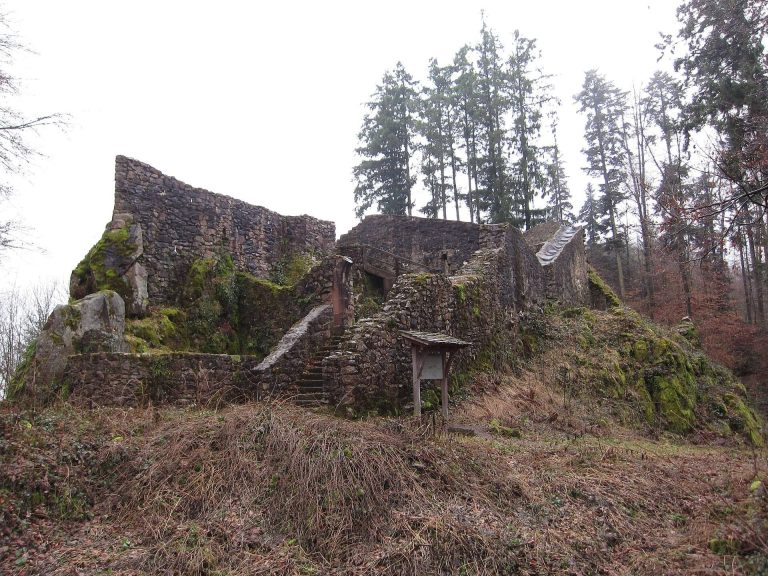 Castle Keppenbach: A Medieval Hill Castle in Germany