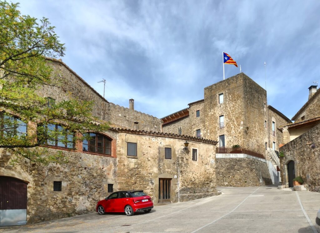 Castell de Vilopriu: A Medieval Castle-Palace in Spain 1 Castell de Vilopriu