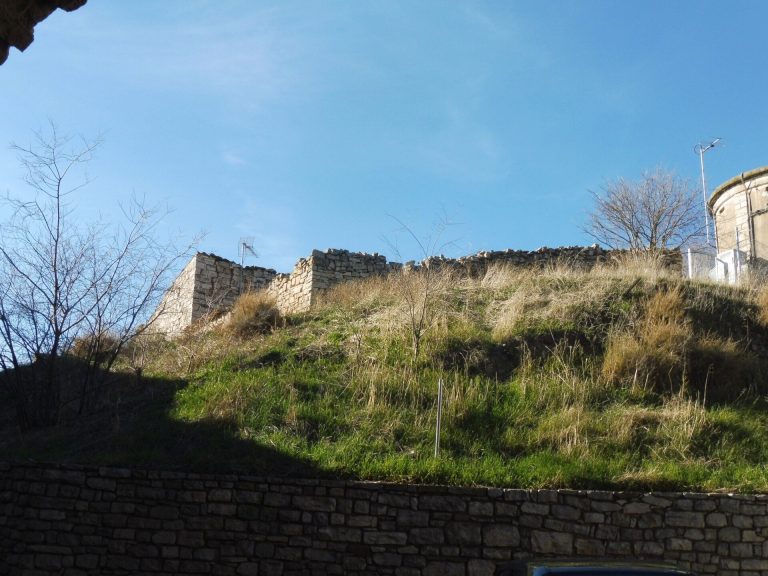 Castell de Granyanella: A Medieval Castle and Enclosed Village in Spain