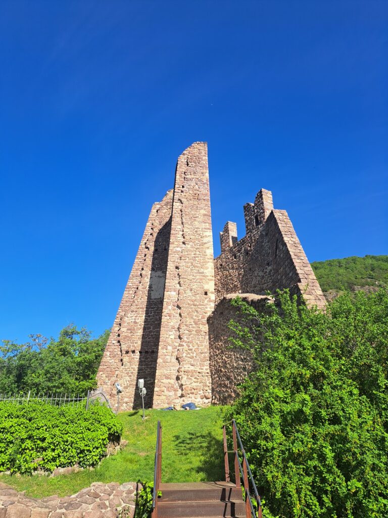 Laimburg: A Medieval Hilltop Castle Ruin in South Tyrol 2 Laimburg