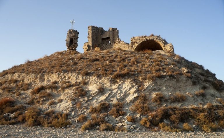 Castell de Calonge de Segarra: Medieval Castle Ruins in Spain