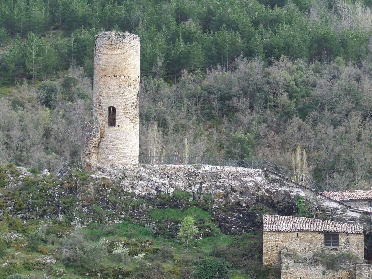 Castell d’Alsamora: Medieval Lookout Tower in Spain
