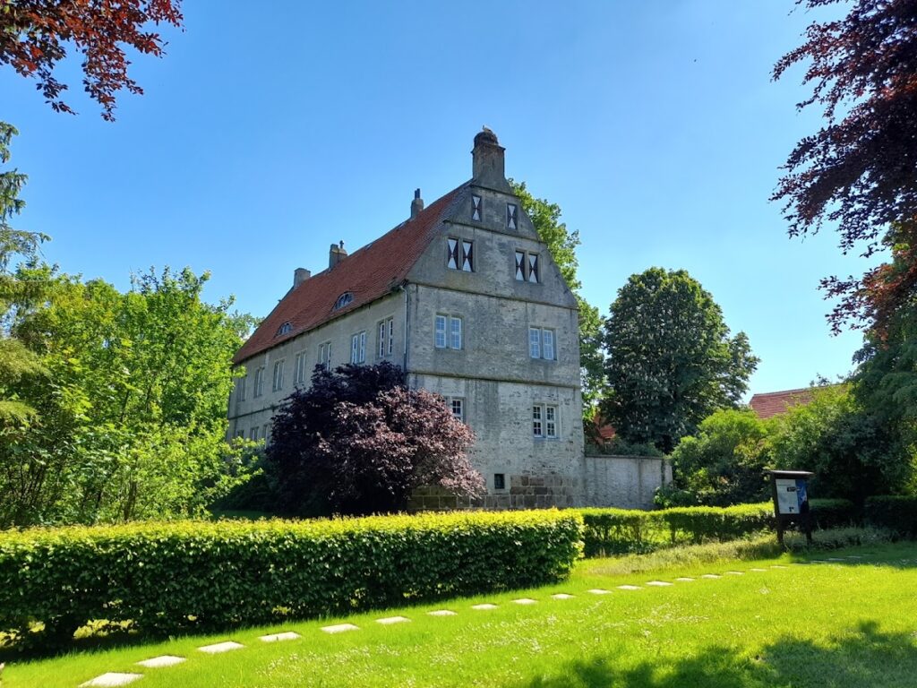 Burg Schlüsselburg: An Ecclesiastical Castle and Territorial Administrative Seat in Germany 1 Burg Schlüsselburg