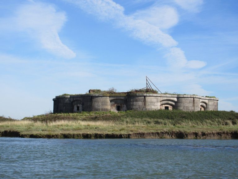 Fort Darnet: A Victorian River-Defence Fort on the Medway