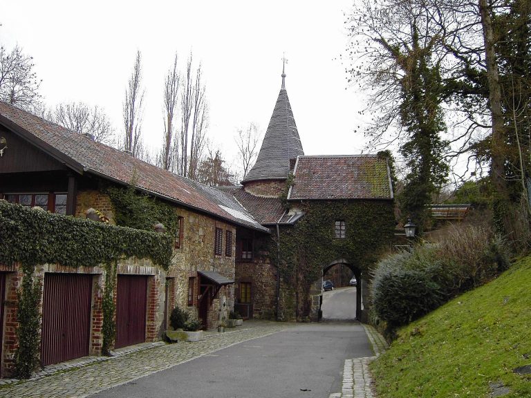 Burg Wilhelmstein: A Medieval Refuge Fortress in Germany