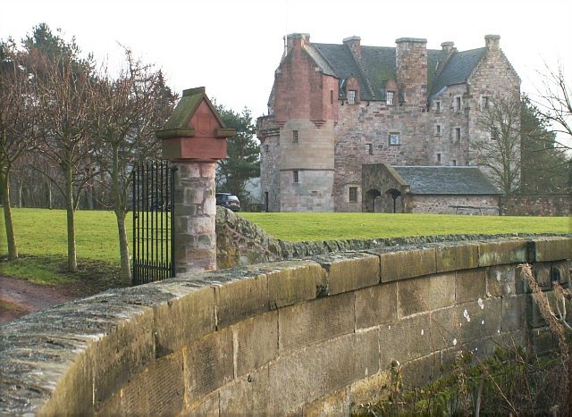 Dairsie Castle: A Restored Scottish Z-Plan Tower House