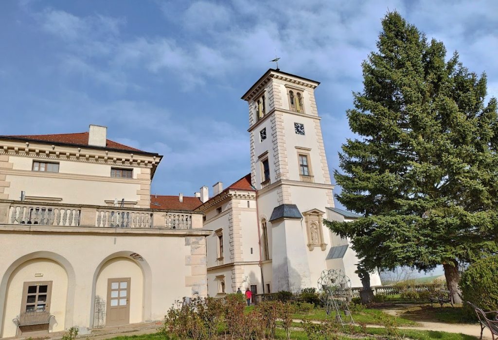 Zámek Černá Hora: A Medieval Castle Transformed into a Château 1 Zámek Černá Hora