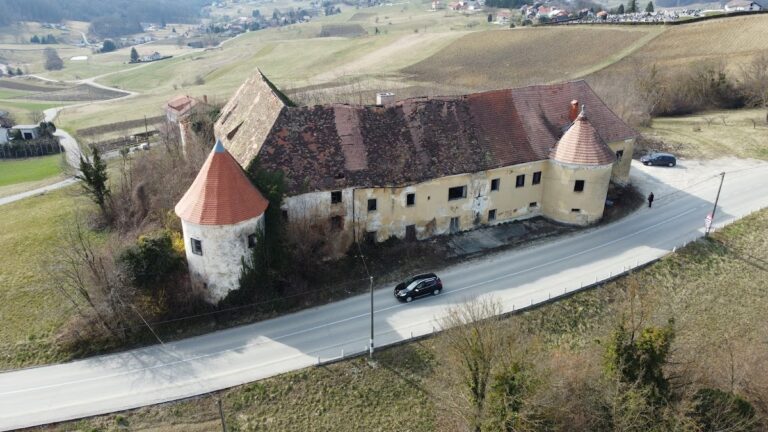 Mali Tabor: A Renaissance Fortress and Baroque Castle in Croatia